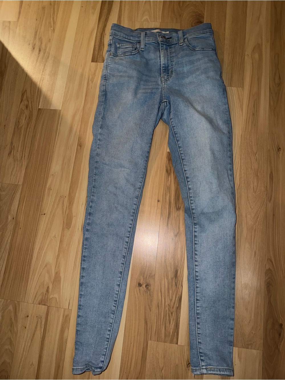 Levi's Light Blue Women's Skinny Jeans